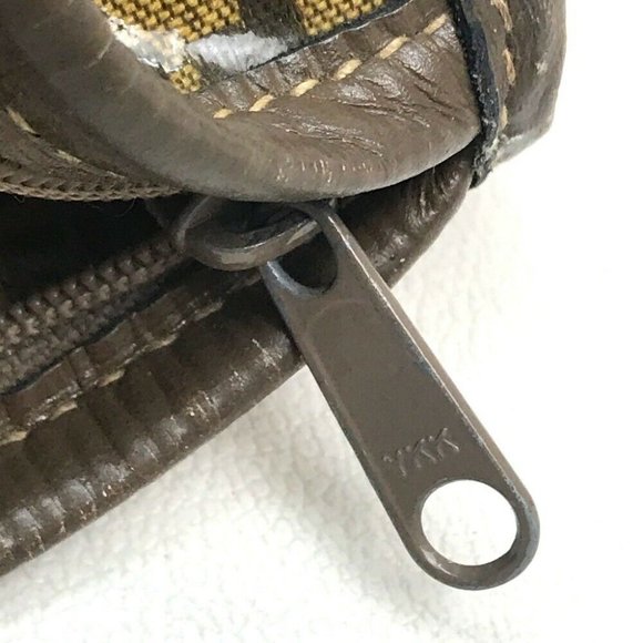 Authentic FENDI FF Zucca pattern Pochette Cross body Shoulder Bag Vinyl x Leathe - Picture 10 of 11